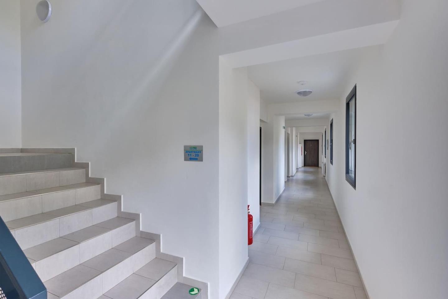 ליפנו נאד וויטאבו Charming And Quiet Apartment מראה חיצוני תמונה